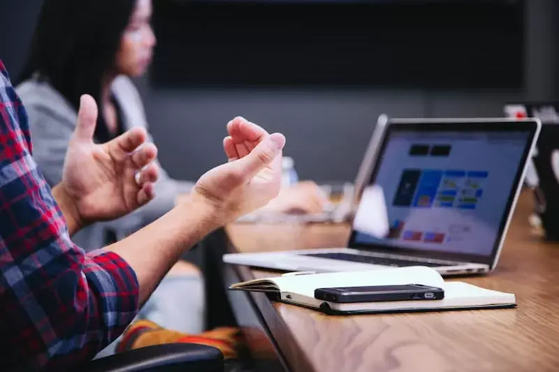 Casos de Éxito: Empresas que Apostaron por el Desarrollo Web a Medida